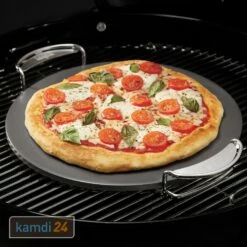 Weber CRAFTED Glasierter Pizzastein Aus Cordierit Rund -Outdoorchef-ausverkauf weber crafted glasierter pizzastein aus cordierit rund 25953 m 1